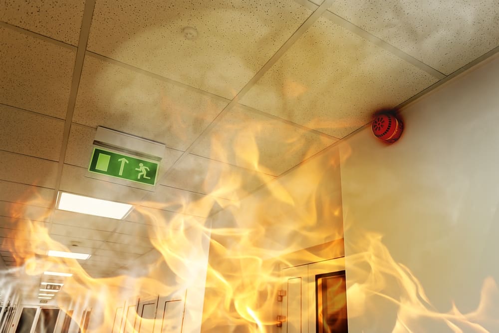 Causas más comunes de incendios en empresas y cómo prevenirlos